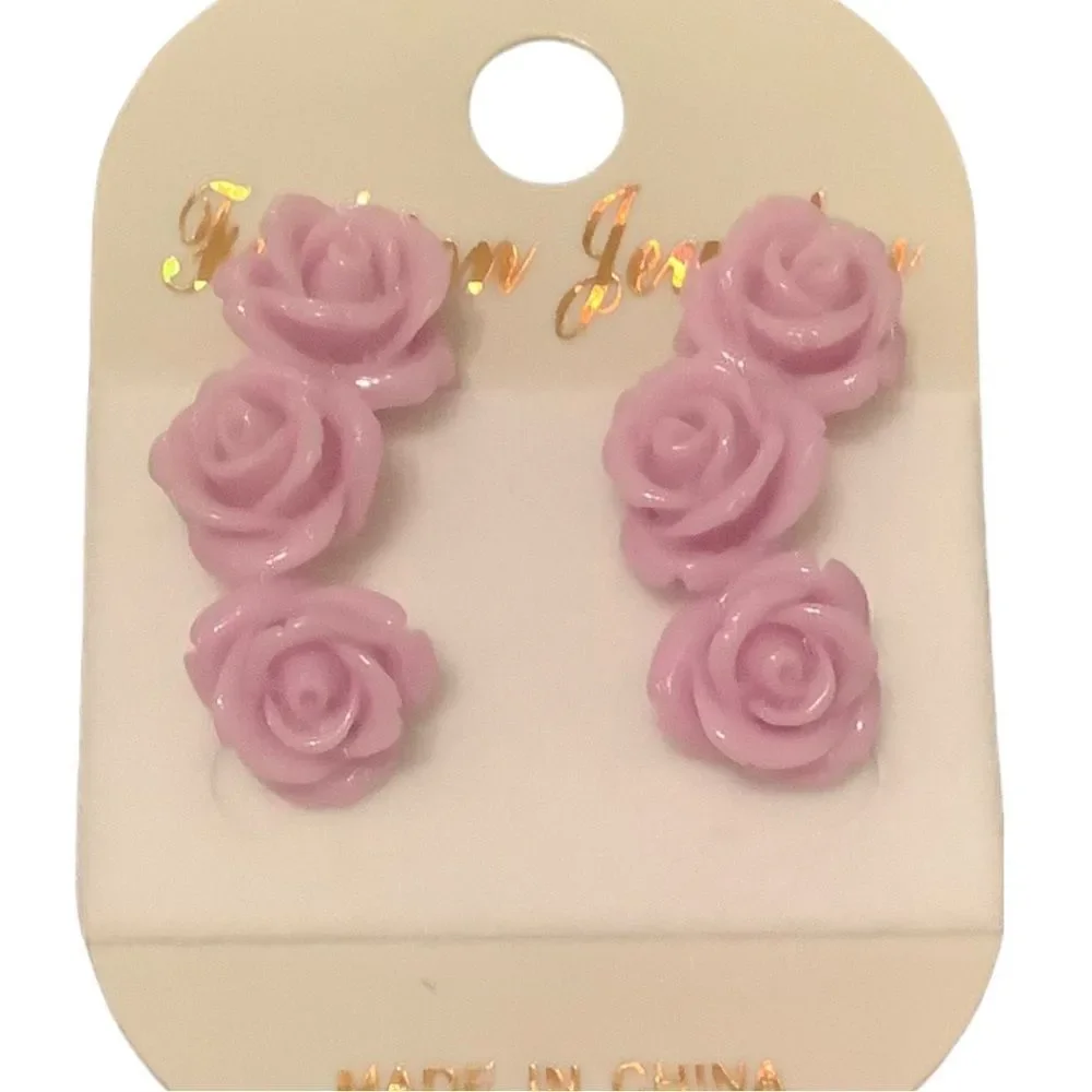 🌼🌼Kids lot of earrings NWOT🌼🌼